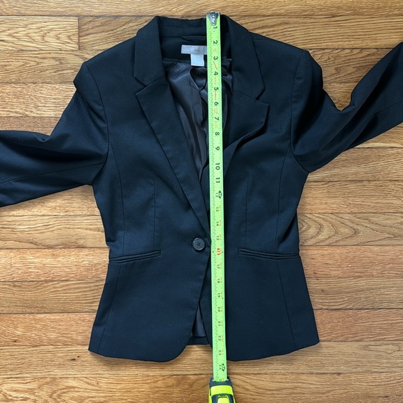 H&M black blazer - Picture 3 of 10